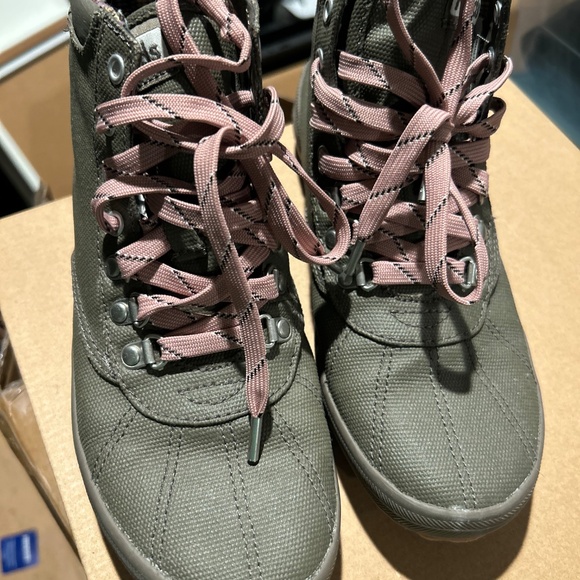 KEDS rain boots - Picture 5 of 5